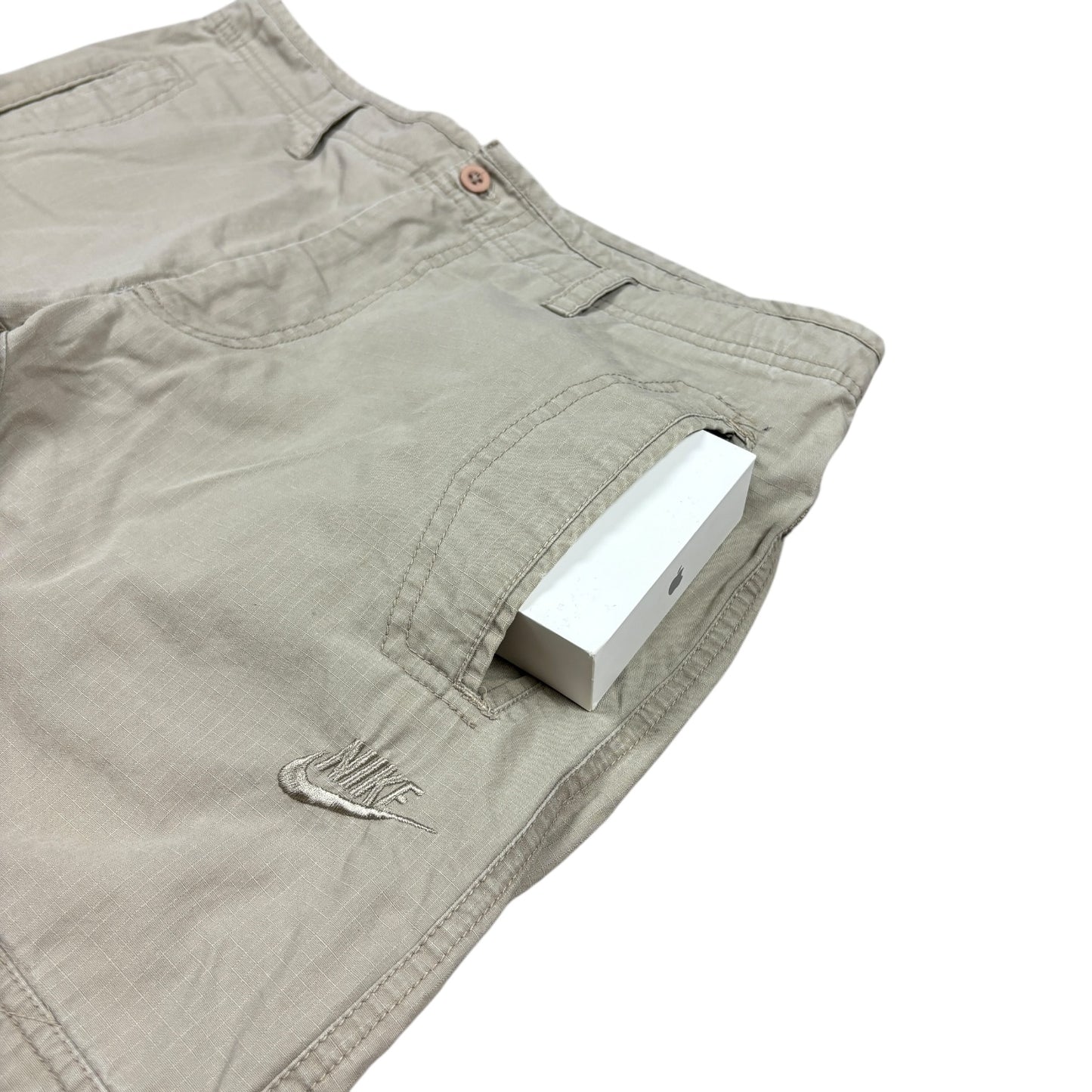 Vintage Nike Cargo Shorts (M-L)