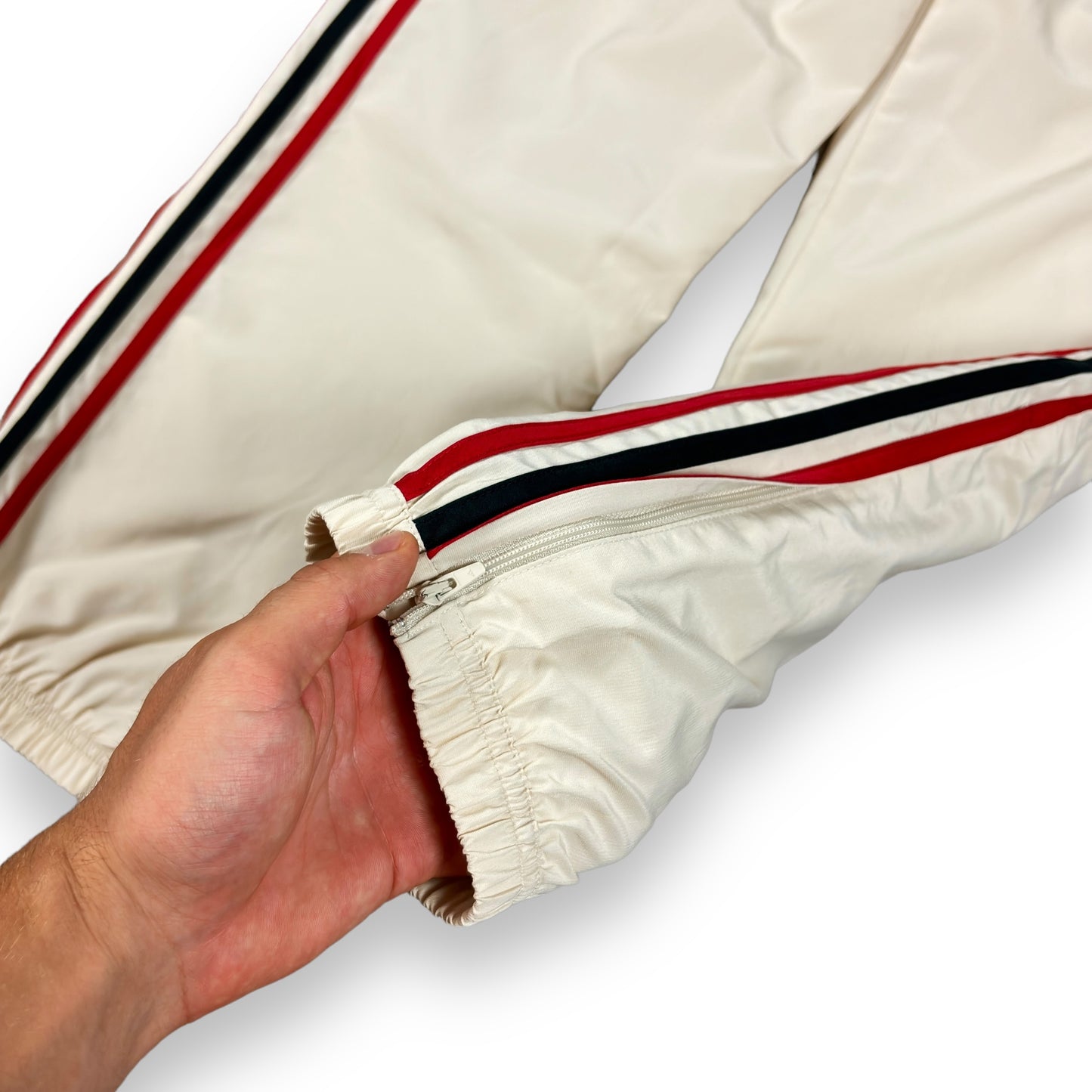 Vintage Adidas x AC Milan Trackpants (XS-S)