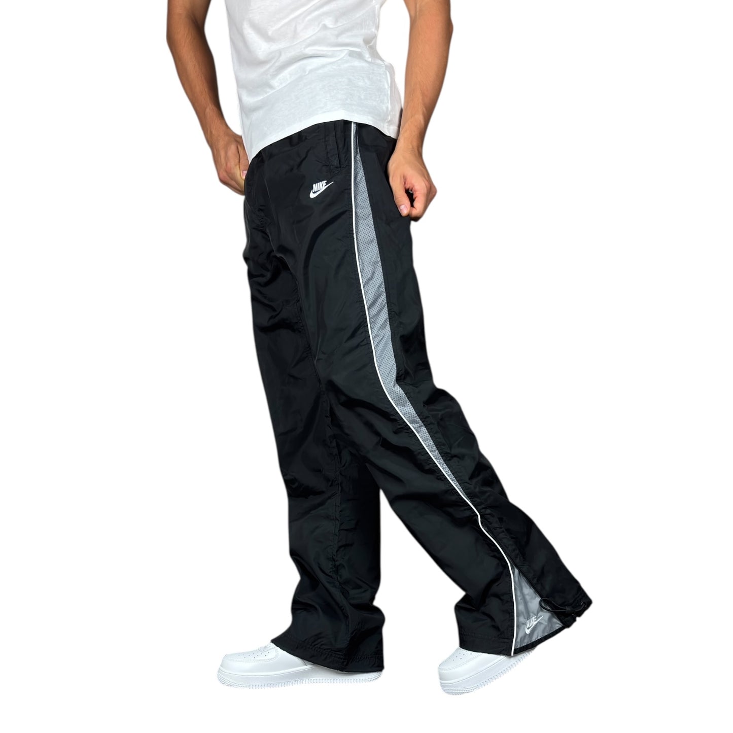 Vintage Nike Trackpants (XL)