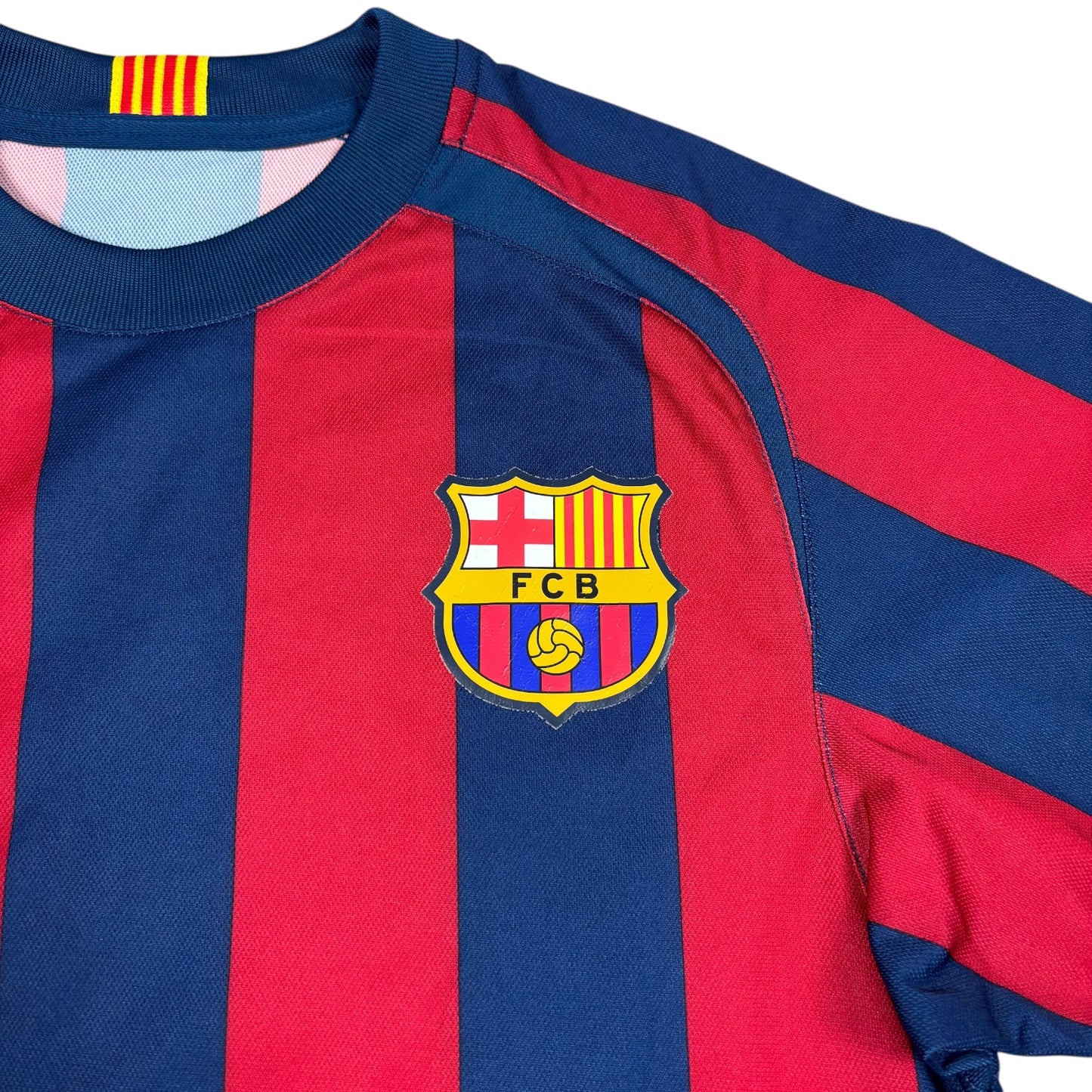 Vintage Nike FC Barcelona Jersey - Ronaldinho (S-M)