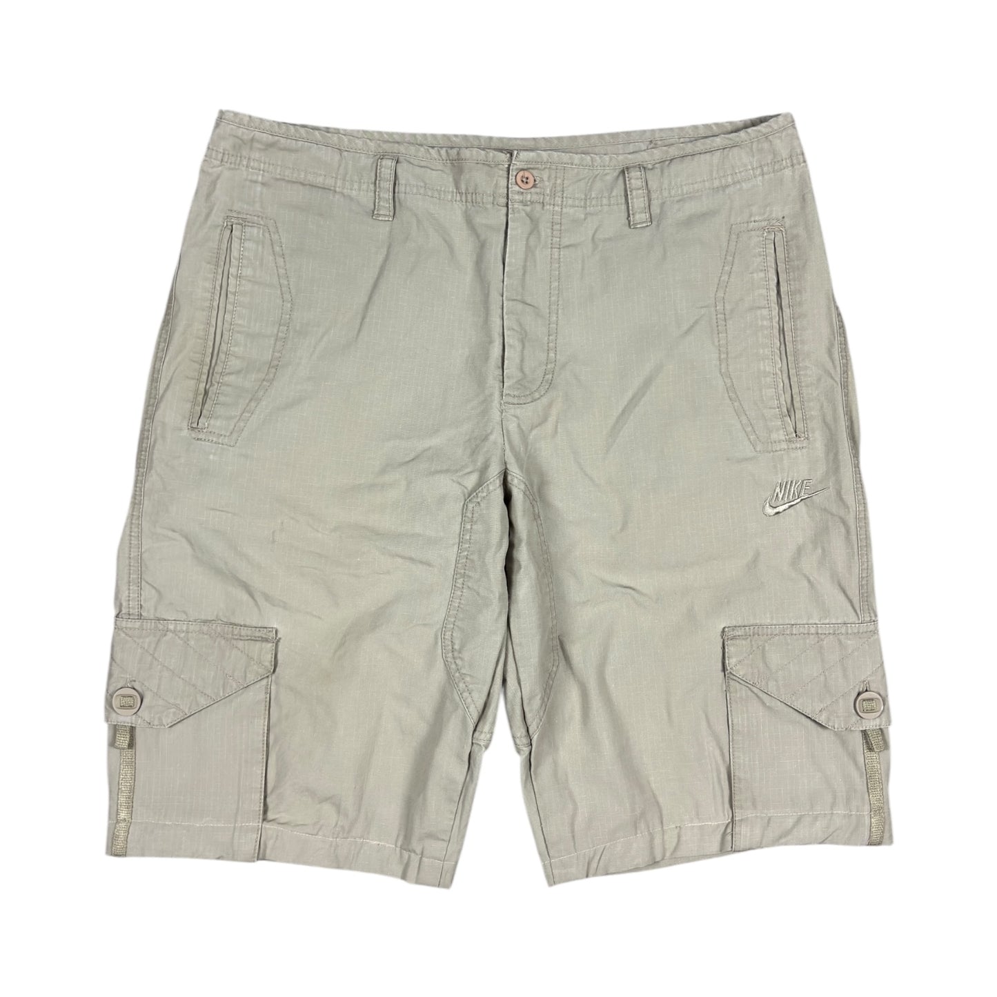Vintage Nike Cargo Shorts (M-L)