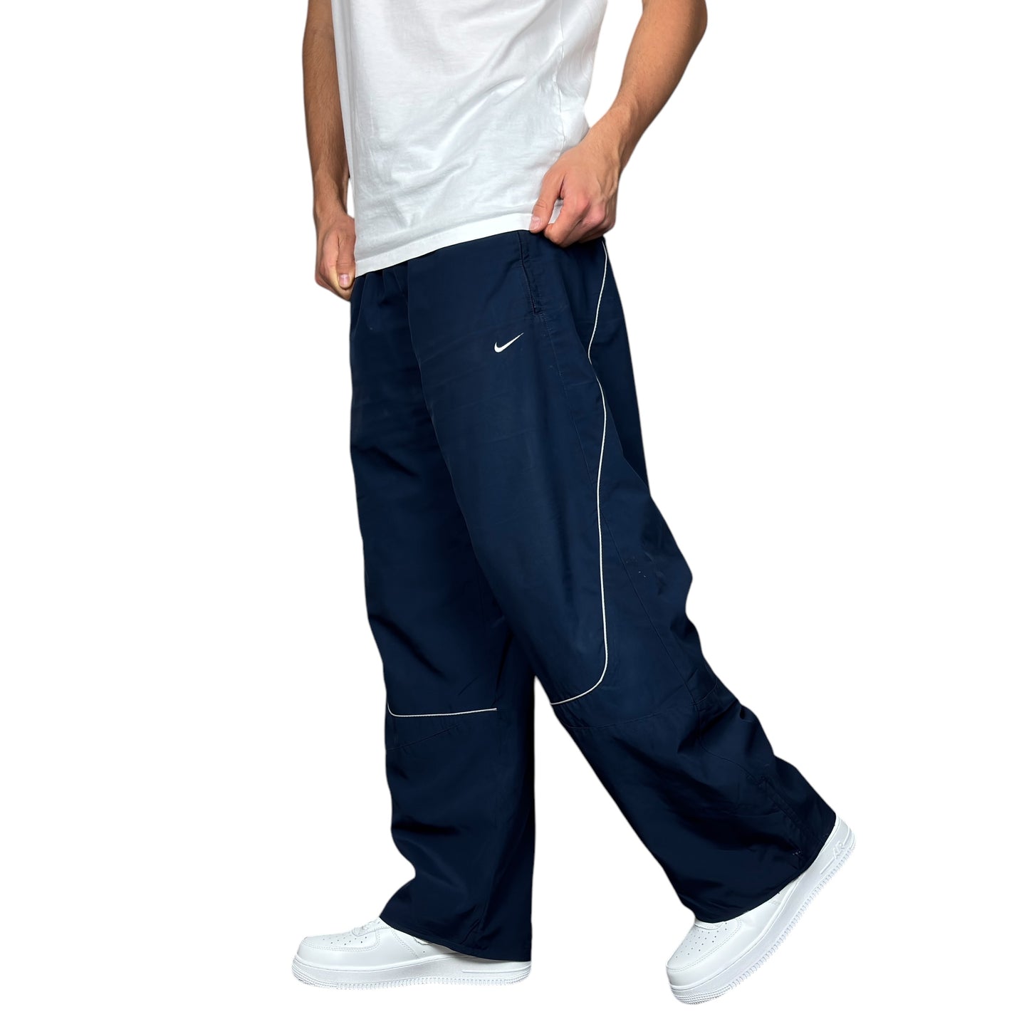 Vintage Nike Trackpants (S-M)