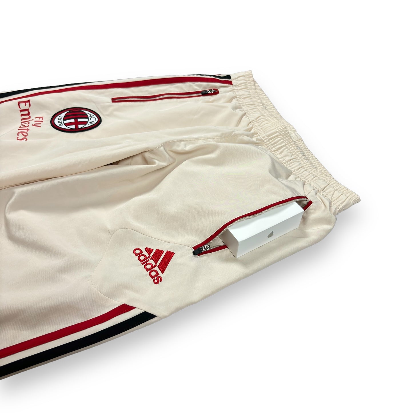 Vintage Adidas x AC Milan Trackpants (XS-S)