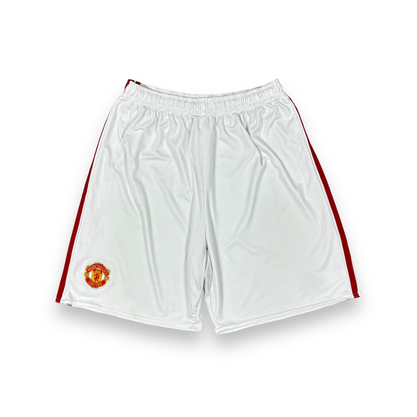 Vintage Adidas x Manchester United Shorts | shorts (M)