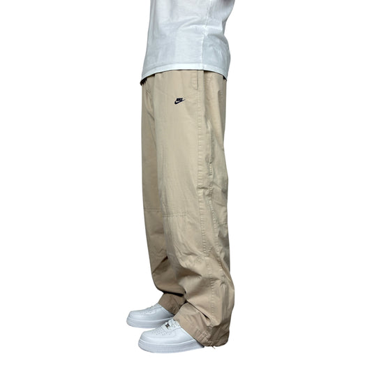 Vintage Nike Trackpants (L-XL)