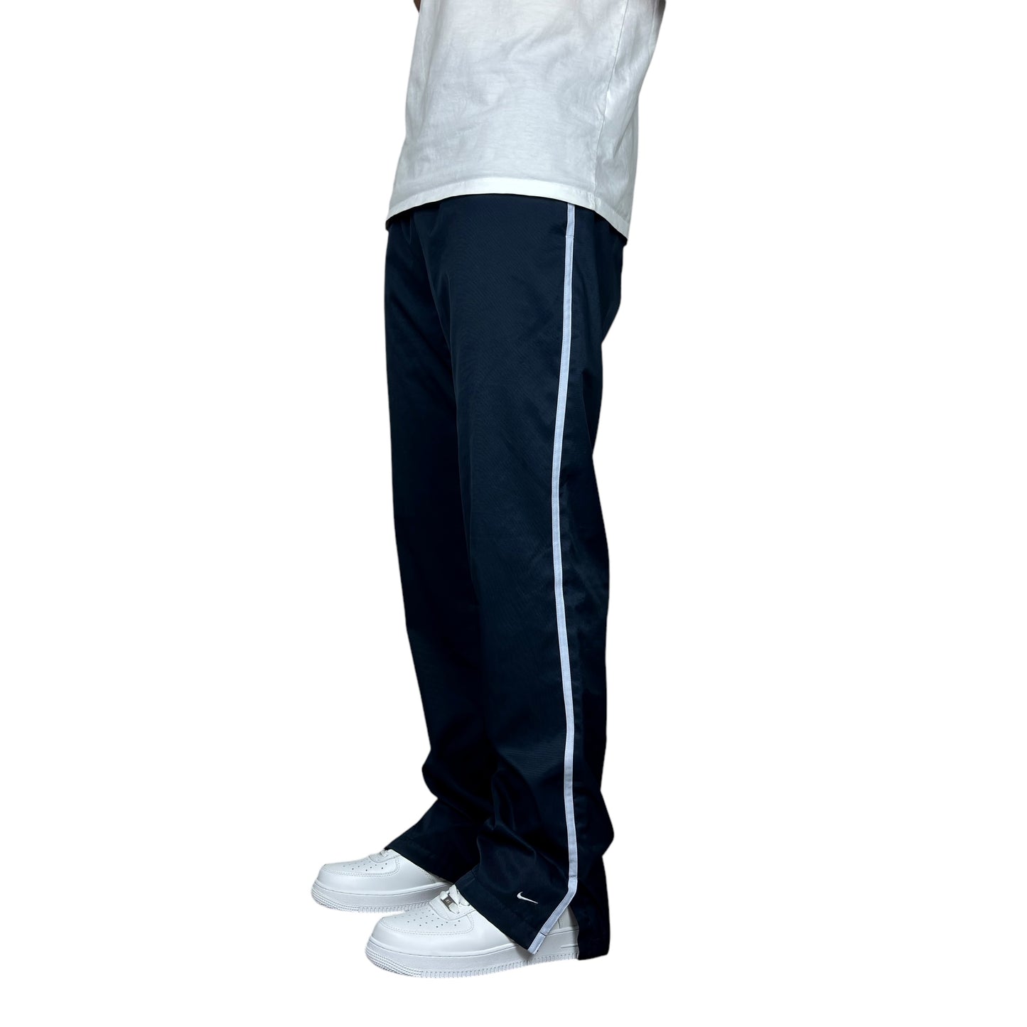 Vintage Nike Trackpants (M-L)