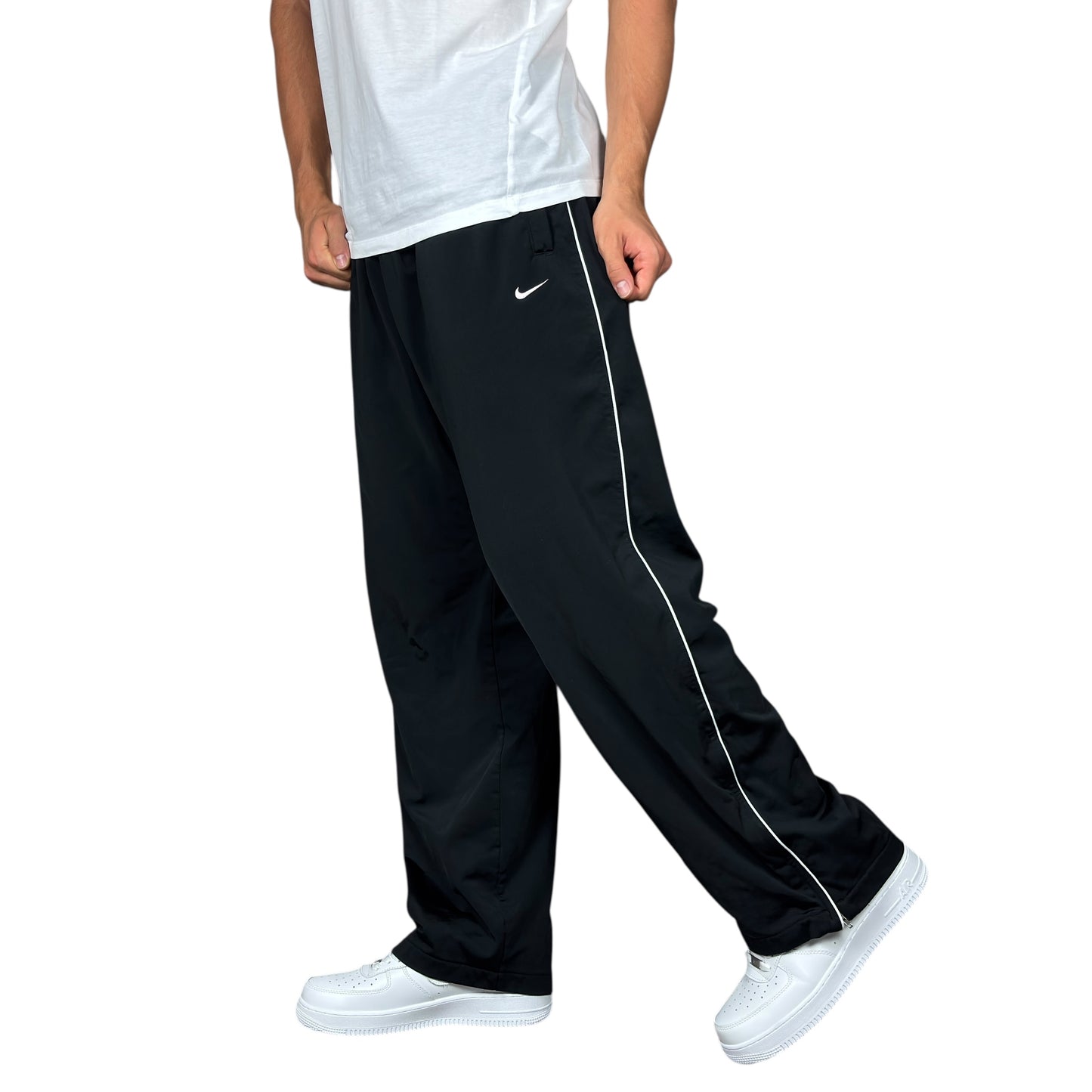 Vintage Nike Trackpants (S-M)
