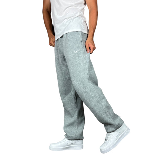 Vintage Nike Sweatpants (S-M)